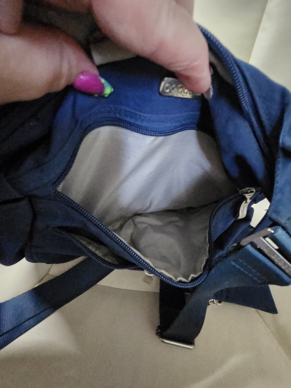 Baggallini Deep Blue Crossbody with Matching Wristlet - Picture 13 of 16